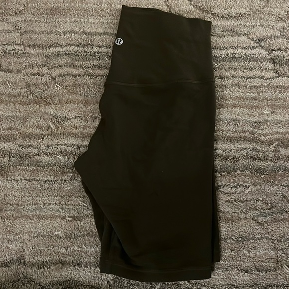 Lululemon Align Biker Shorts Olive Green 8" Inseam Rare Size 6 - Picture 5 of 10